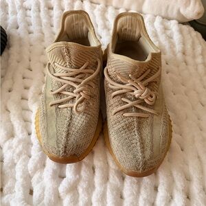 Adidas yeezys Sneakers male size 7